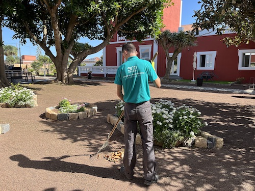 Servicio de limpieza de jardines en Gran Canaria